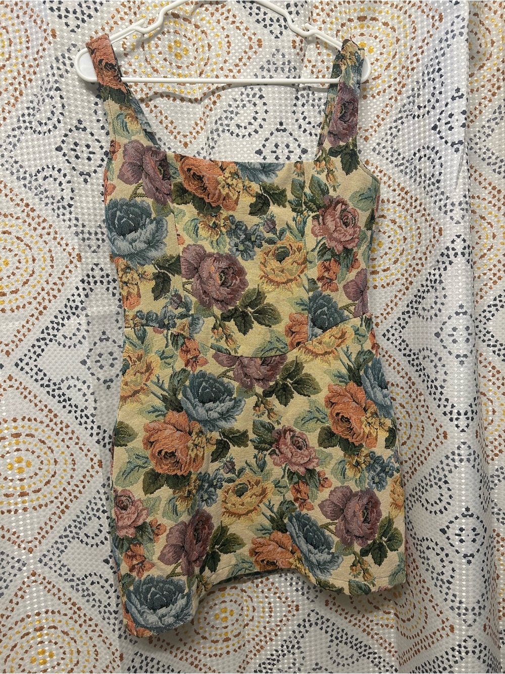 Pretty little things Floral dress